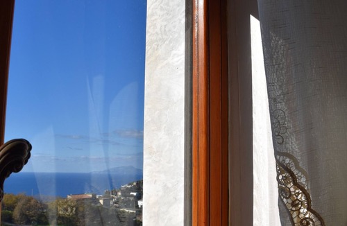 Massa Lubrense Apartment | Casa Dei Limoni, perfect location for those who love peace, nature and landscape