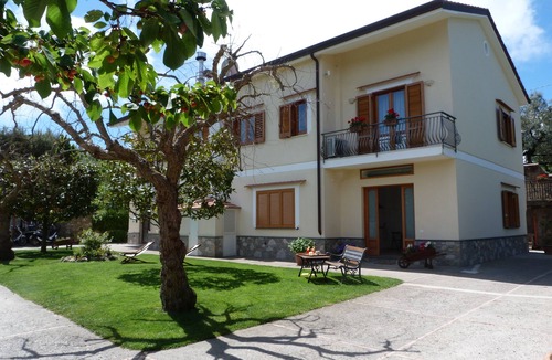 Massa Lubrense House | Casa Elvira: Country suite between Sorrento, Capri and Positano