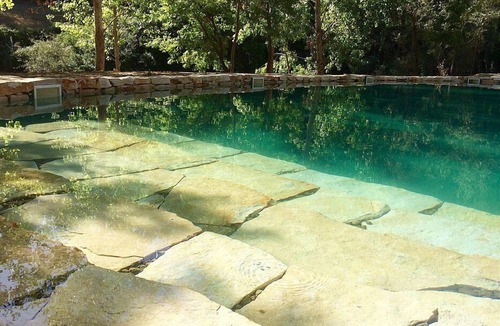 Chiusi House | Casa Fattorina C: A characteristic and welcoming apartment surrounded by the greenery, with Free WI-FI.