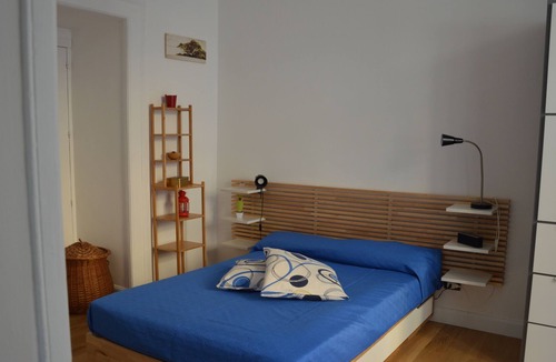 Vittorio Emanuele Apartment | Casa Flora al Corso, elegant apartment adjacent to the Central Funicular