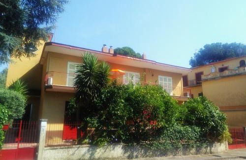 Pollena Trocchia Apartment | Casa in villa nel Parco del Vesuvio