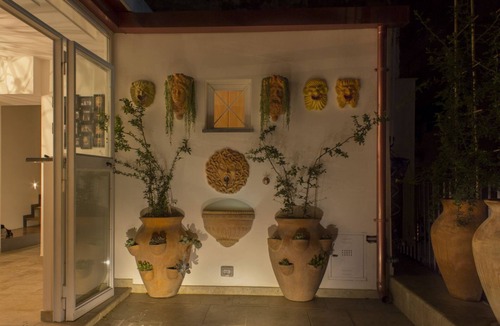Naples City Centre Apartment | Casa Latina - cozy neapolitan terrace