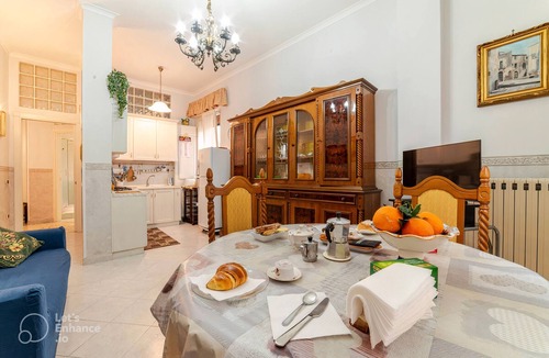 Arenella Apartment | "Casa Mia Vacanze Napoli" Comfort and tranquility Close to the Center and Metro1!