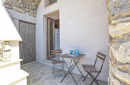 Sant'Agata sui Due Golfi House | Casa Morella A: A characteristic and welcoming apartment in a quiet position, located on a hillside above the sea, with Free WI-FI.