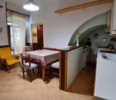 Castel San Vincenzo House | Casa Nynfa