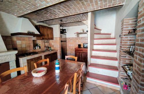 Sessano del Molise House | Casa rustica con terrazza e barbecue
