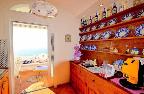 Chiesa Nuova House | Casa Titina: A graceful independent house which faces the sun and the sea, with Free WI-FI.