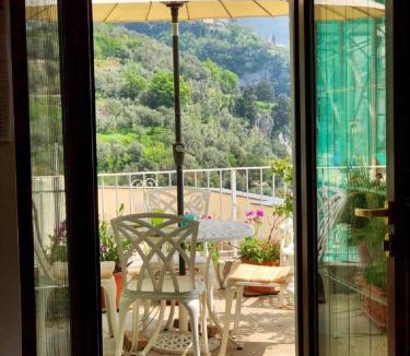 Montepertuso Apartment | Casa Toby