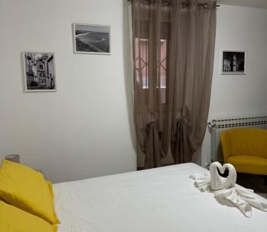 Lanciano Apartment | Casa Vacanze La Rosa Gialla