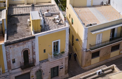 Montalbano Apartment | Casa Zizzi: intimate stay in Itria Valley
