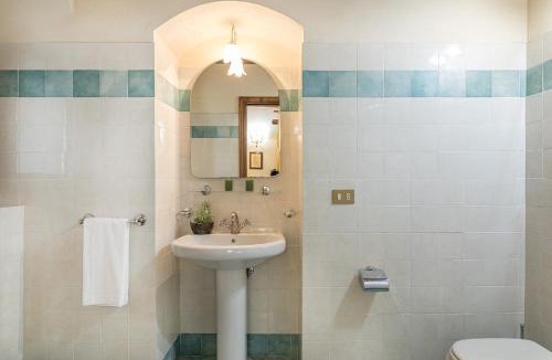 Pieve a Presciano Apartment | Casale Giglio