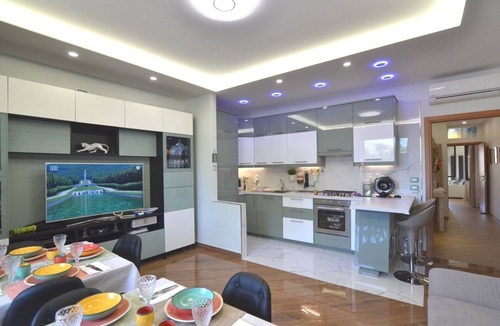 Centro Storico Apartment | CASERTA DELUXE - ELEGANT APARTMENT IN CASERTA CENTER WELCOMES UP TO 5 GUESTS