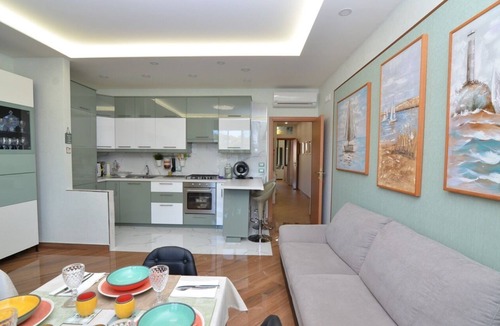 Centro Storico Apartment | CASERTA DELUXE - ELEGANT APARTMENT IN CASERTA CENTER WELCOMES UP TO 5 GUESTS