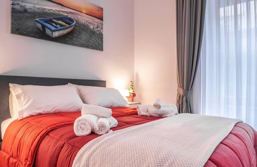 Arenella Bed & Breakfast | Casina Rossa Apartment Procida