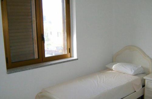 Caulonia Apartment | Caulonia, 2 bed 1st Floor Apartment Close To Beach