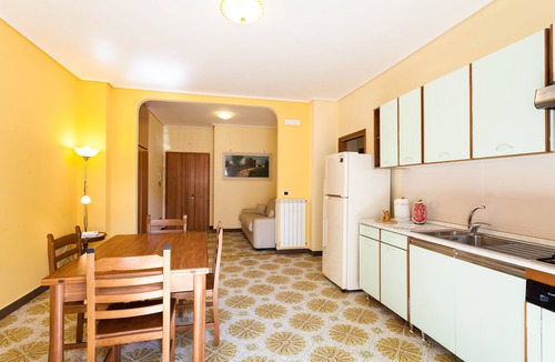 Sorrento Historic Centre Apartment | Central Sorrento Recently Renovated 2BR flat 2 bathrooms equipped terrace WiFi.