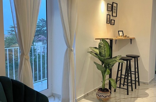 Portici Apartment | Centric apartment, bright and cozy, well connected to public transport