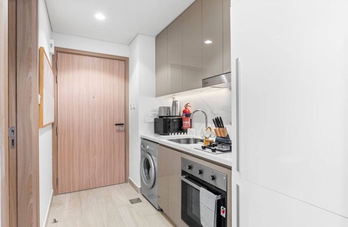 Nad Al Sheba Apartment | Charming Chalet Escape