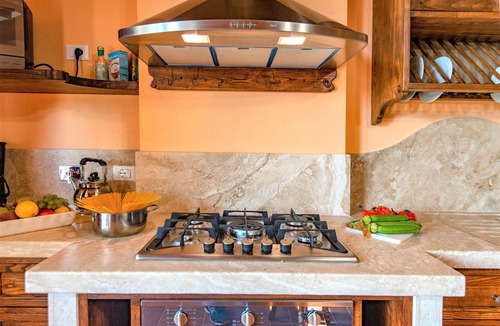 Monte Benichi Apartment | Chianti Sunshine with Pool and View