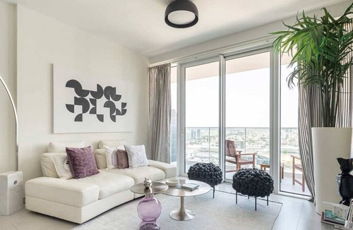 Bur Dubai Apartment | Chic 1BR Apartment in 1 Residences - Near Metro!