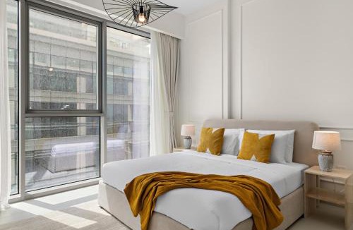 Al Safa Apartment | Chic 2BR plus Maid in Jumeirah Vicinity