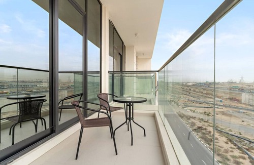 Dubai Apartment | Chic Dubai Studio w/Balcony, Pool, Gym, Free Parking Near Expo Metro