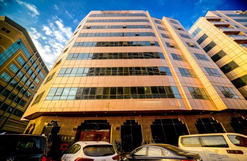 Al Khan Apartment | Chic Suite Close To Sharjah Beach and Aquarium