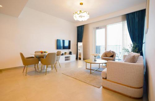 Dubai Apartment | CitiHome-1BR with Large Living Room in Creek Horizon