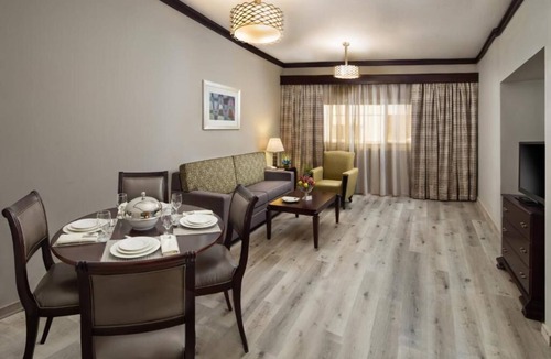 Al Mankhool Apartment | Classic 2 BR Interconnecting close to BurJuman Mall Bur Dubai