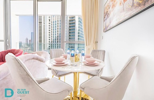 Bur Dubai Apartment | Classy One Bedroom Apartment in Downtown