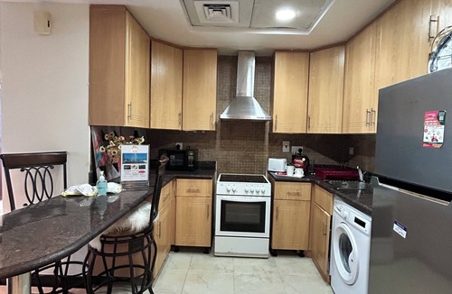 Jumeirah Lake Towers Apartment | Click Stay - JLT- Entire 2BHK & Balcony Lake View 09