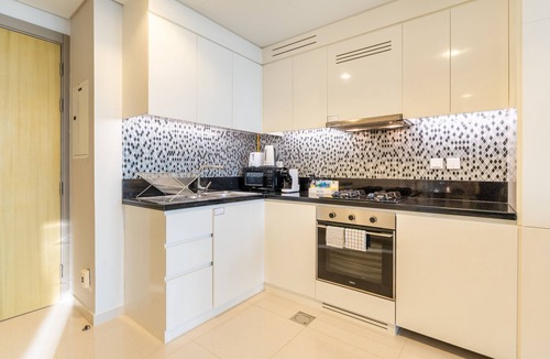 Sheikh Zayed Road Apartment | Close to Dubai Water Canal 1BR with Balcony, Aykon City 2 Tower C, Business Bay