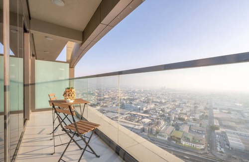 Sheikh Zayed Road Apartment | Close to Dubai Water Canal 1BR with Balcony, Aykon City 2 Tower C, Business Bay