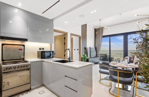 Business Bay Apartment | Comfortable 2 Bedroom in Business Bay