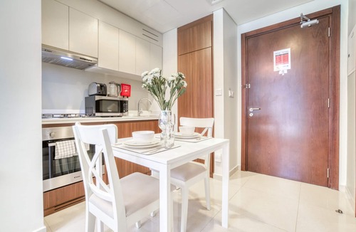 Downtown Dubai Apartment | Contemporary 1BR at Vera Tower Business Bay by Deluxe Holiday Homes