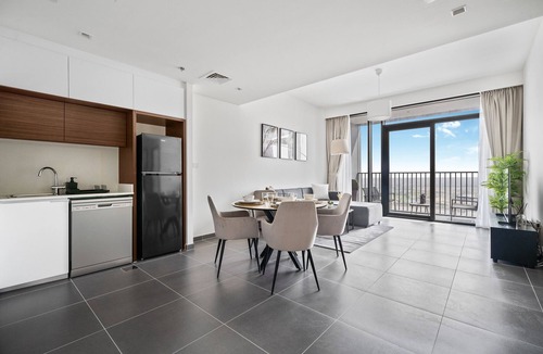 Dubai Festival City Apartment | Contemporary design apartment