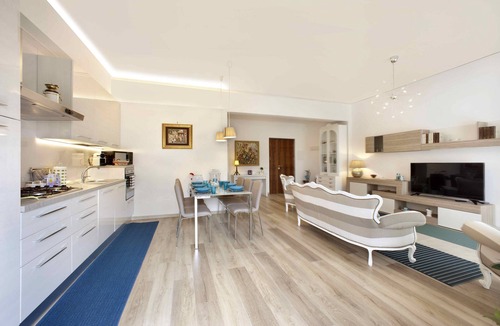 Sorrento Apartment | Cool Apartment in Sorrento Center