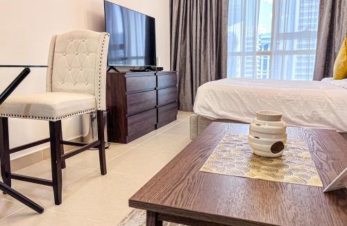 Jumeirah Lake Towers Apartment | Cosmos Living Modern Studio Near Dubai Marina