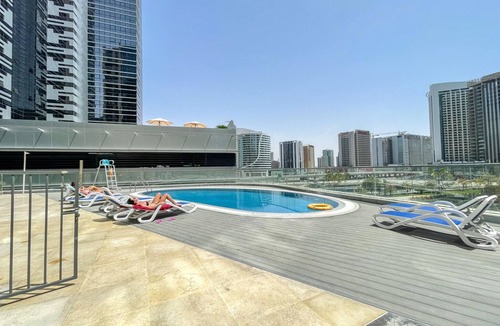 Trade Centre 1 Apartment | Cosy 2BR | Burj Khalifa Gym/Pool by Belvilla