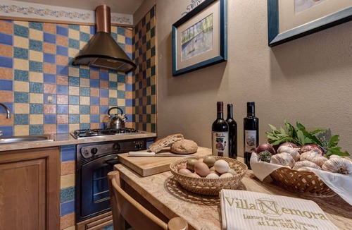 Bucine Apartment | Cosy apartment for 2 guests with WIFI, pool, A/C, TV, terrace and panoramic view