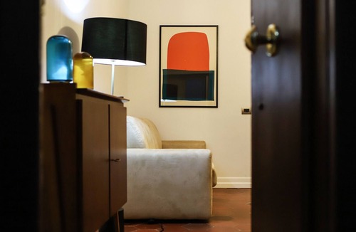 San Ferdinando Apartment | Cozy Apartment at Pizzofalcone by Wonderful Italy