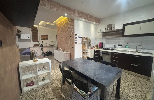 Fuorigrotta Apartment | Cozy APARTMENT just minutes from the main sights of the city.