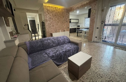 Fuorigrotta Apartment | Cozy APARTMENT just minutes from the main sights of the city.