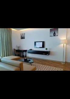 Trade Center Apartment | Cozy Dubai Marina Suite