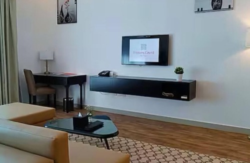 Trade Center Apartment | Cozy Family Hotel Suite in Dubai marina