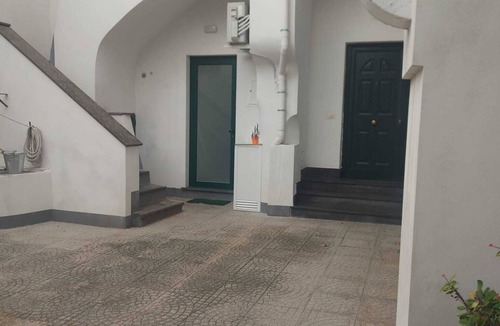 Meta Apartment | Cozy Holiday Home in the historic center of Meta A few steps from the sea