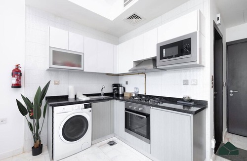 Downtown Dubai Apartment | Cozy Studio City Views Bayz by Danube BMS