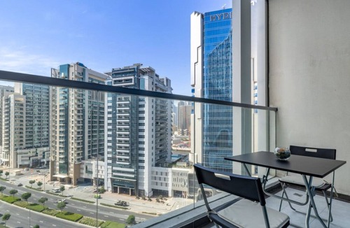 Downtown Dubai Apartment | Cozy Studio City Views Bayz by Danube BMS