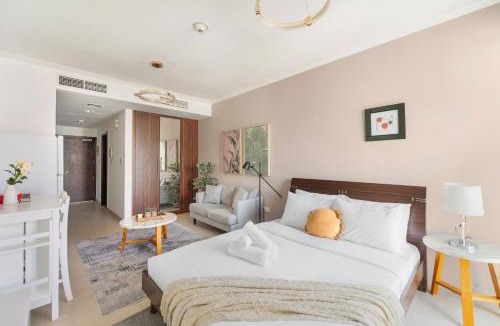Jumeirah Lake Towers Apartment | Cozy Studio in JLT
