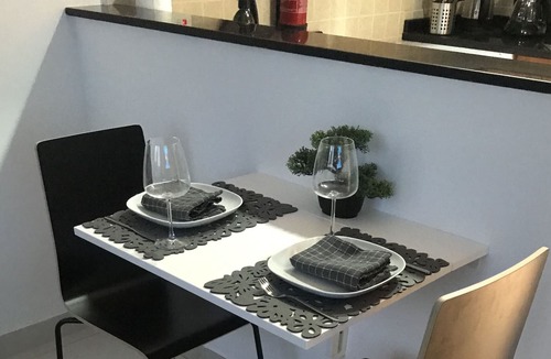 Dubai Marina Apartment | Cozy studio in the heart of dubai marina